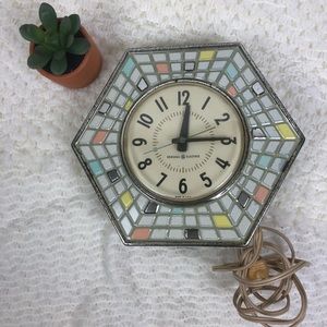 Vintage General Electric clock